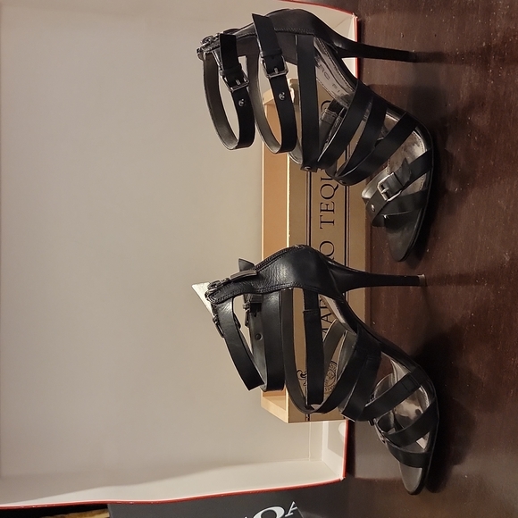 Marc Fisher MFNollie Stappy Stiletto - Picture 3 of 8